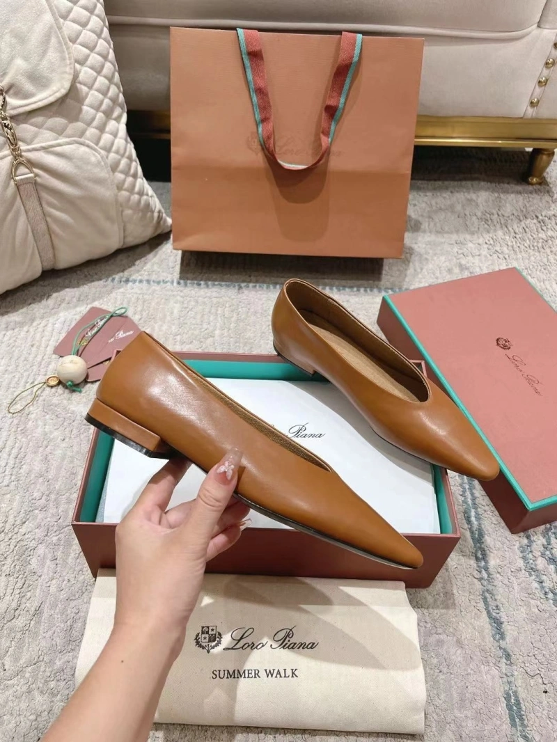 Bold Othxr flat shoes 214199