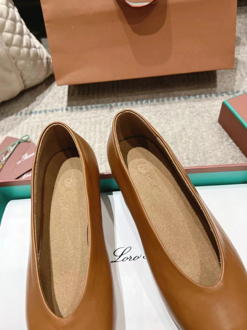 Bold Othxr flat shoes 214199