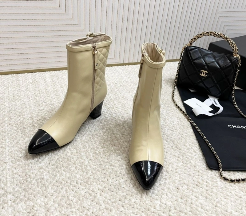 Unique Chxnxl Boots 125706