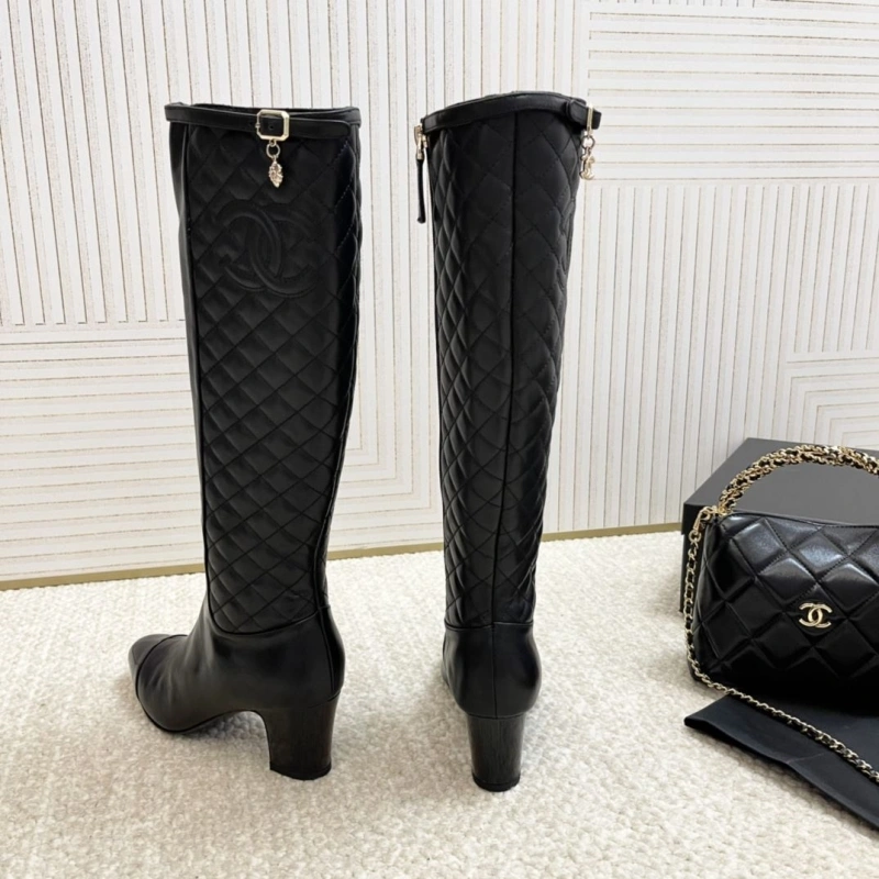 Practical Chxnxl Boots 125704