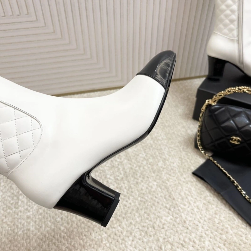 Chxnxl Boots EyeCatching 125702