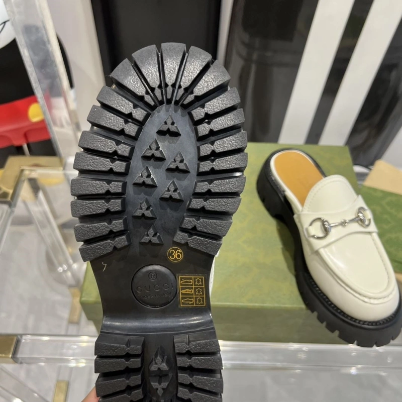 Gxccx Leather Shoes Compact 165522