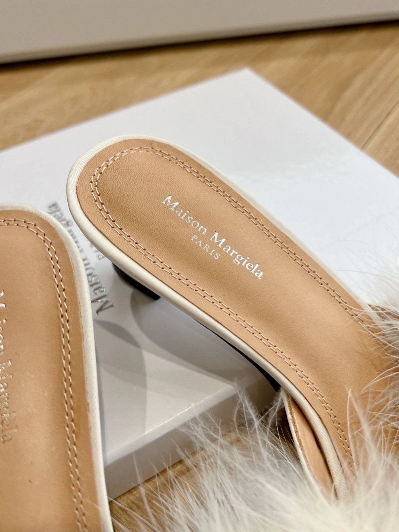 Resilient Othxr Slippers 216682