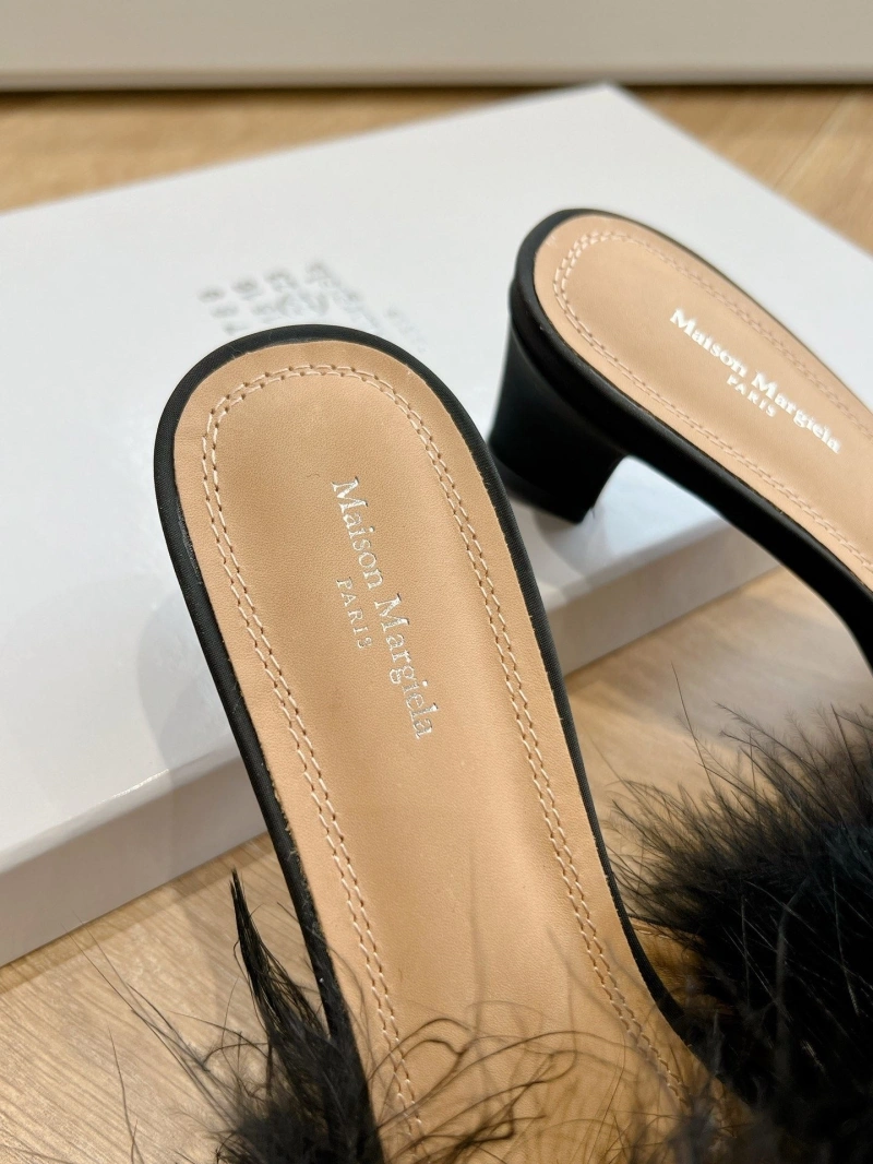Functional Othxr Slippers 216701