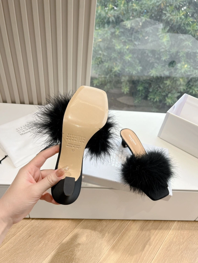Functional Othxr Slippers 216701