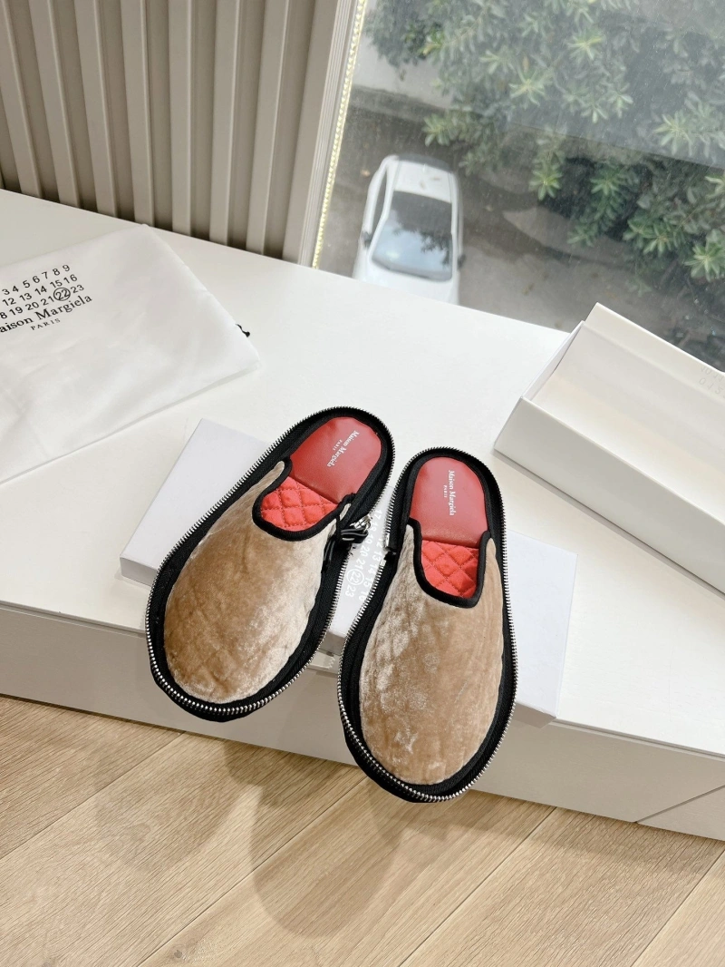 Othxr Slippers Lightweight 216704