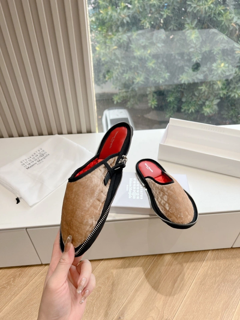 Othxr Slippers Lightweight 216704