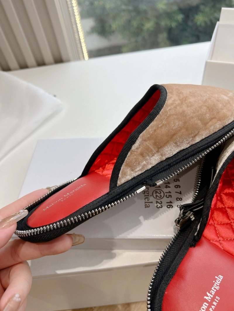 Othxr Slippers Lightweight 216704