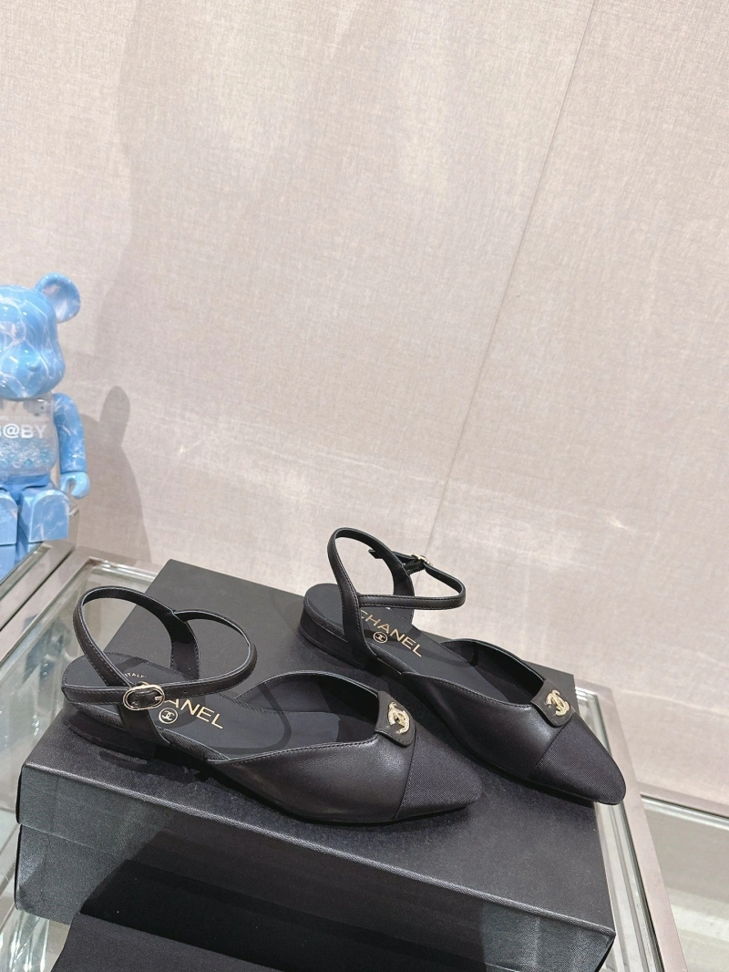 DailyWear Chxnxl Sandals 132816