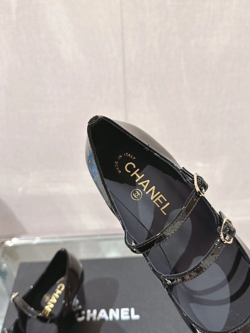 Unique Chxnxl High Heels 133041