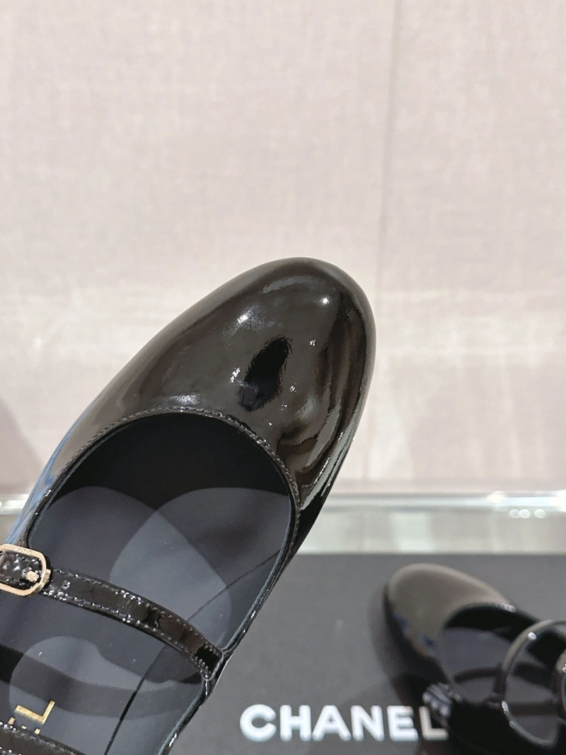 Unique Chxnxl High Heels 133041