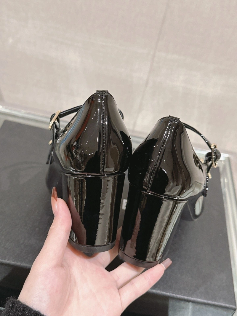 Unique Chxnxl High Heels 133041