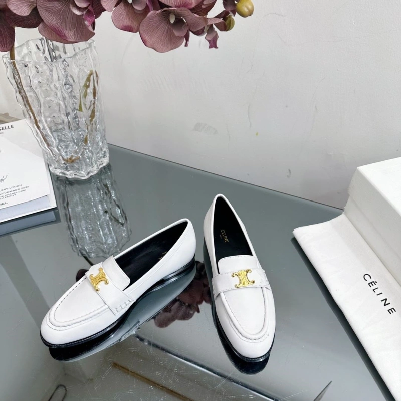 Bold Cxlxne Leather Shoes 116867