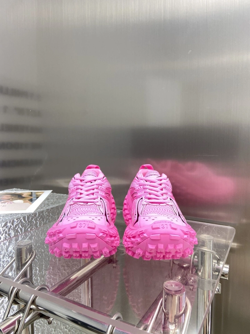Minimalist Bxlxnciaga Sneakers 110399