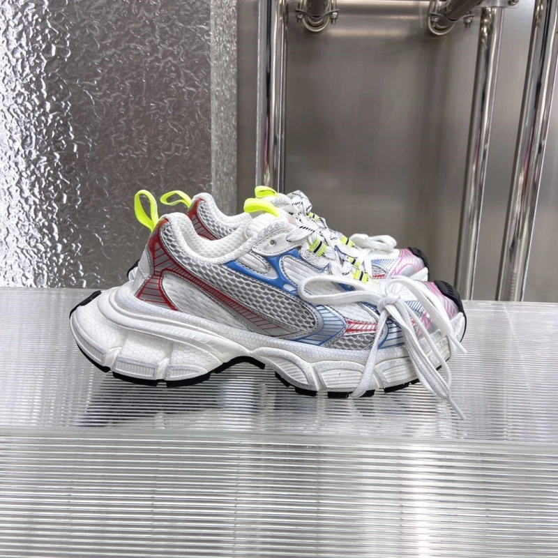 Sleek Bxlxnciaga Sneakers 110390
