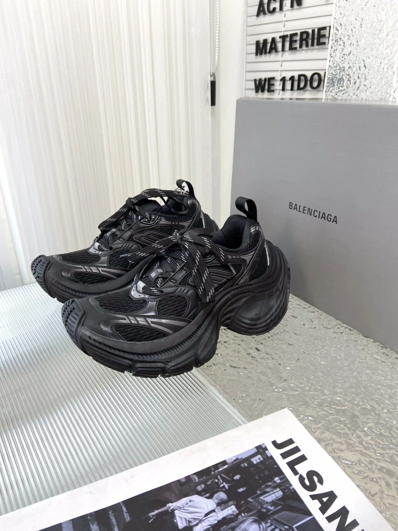 Functional Bxlxnciaga Sneakers 110377
