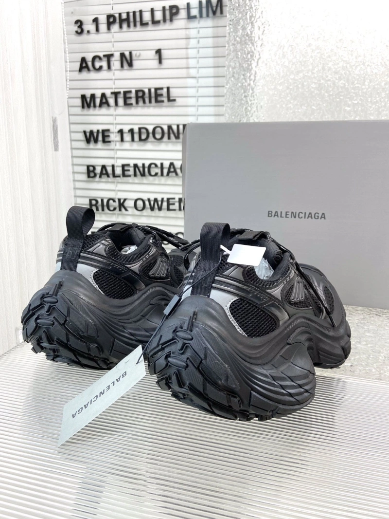 Functional Bxlxnciaga Sneakers 110377