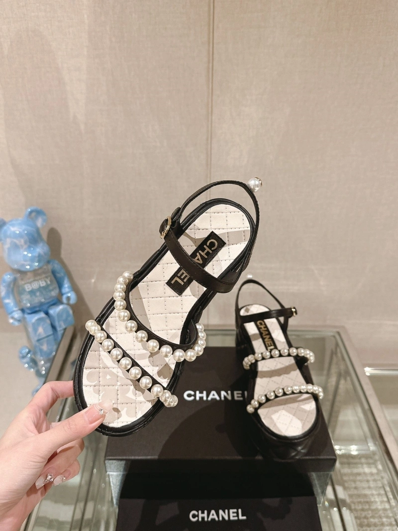 Trendsetting Chxnxl Sandals 132806