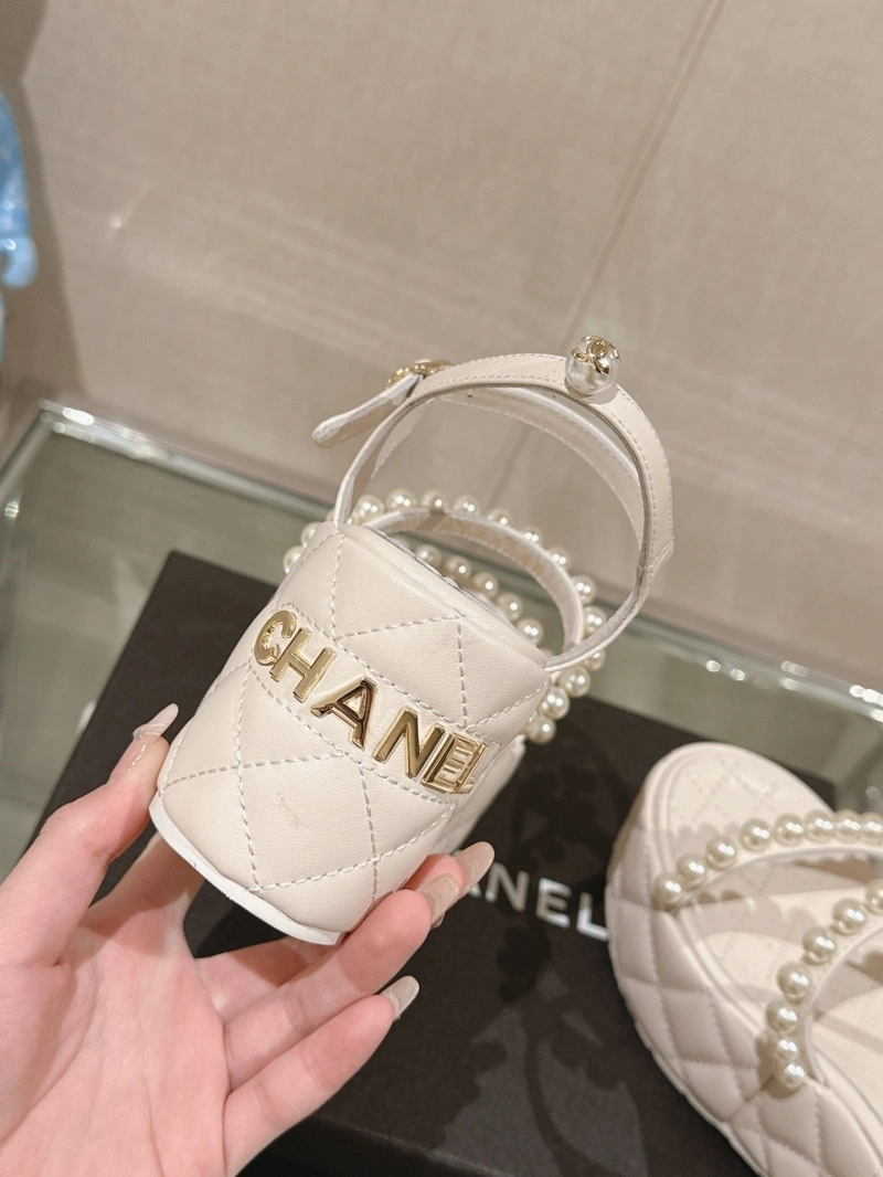 Chxnxl Sandals Bold 132794