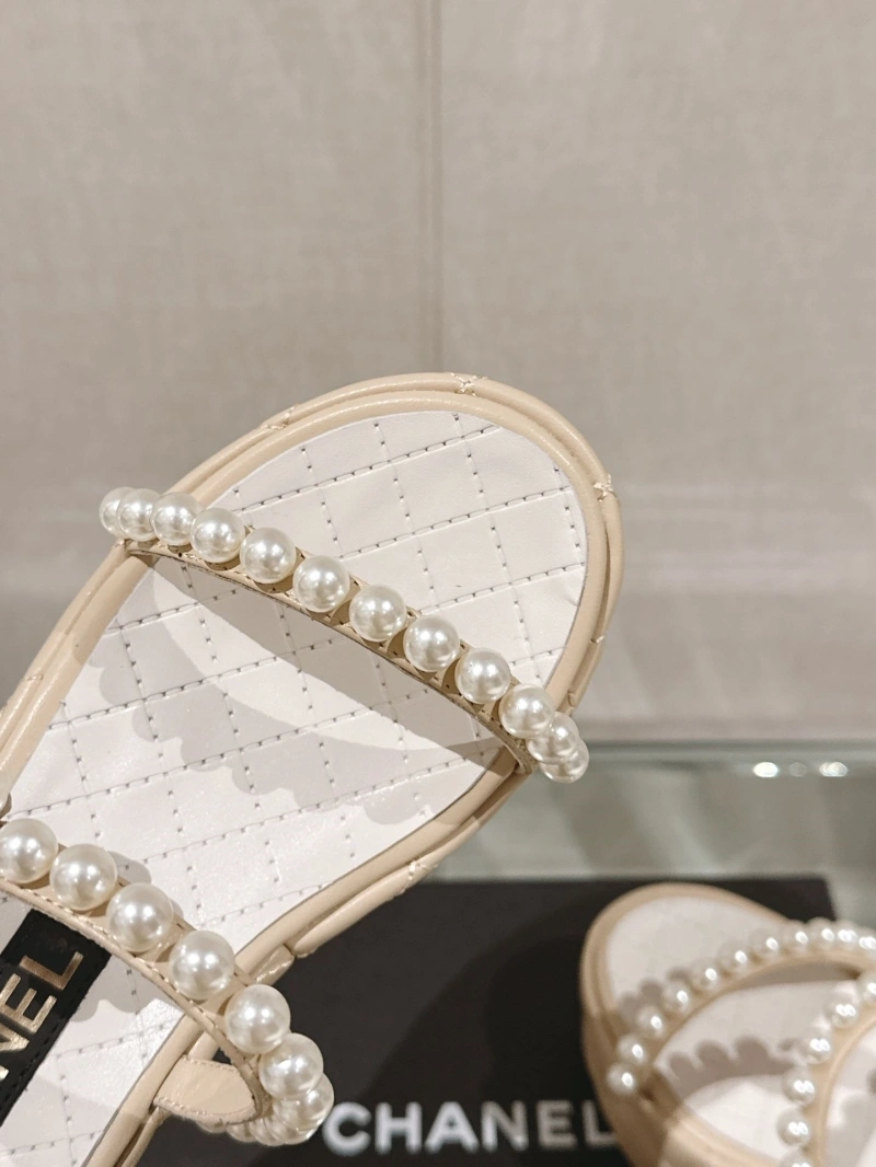 Efficient Chxnxl Sandals 132796