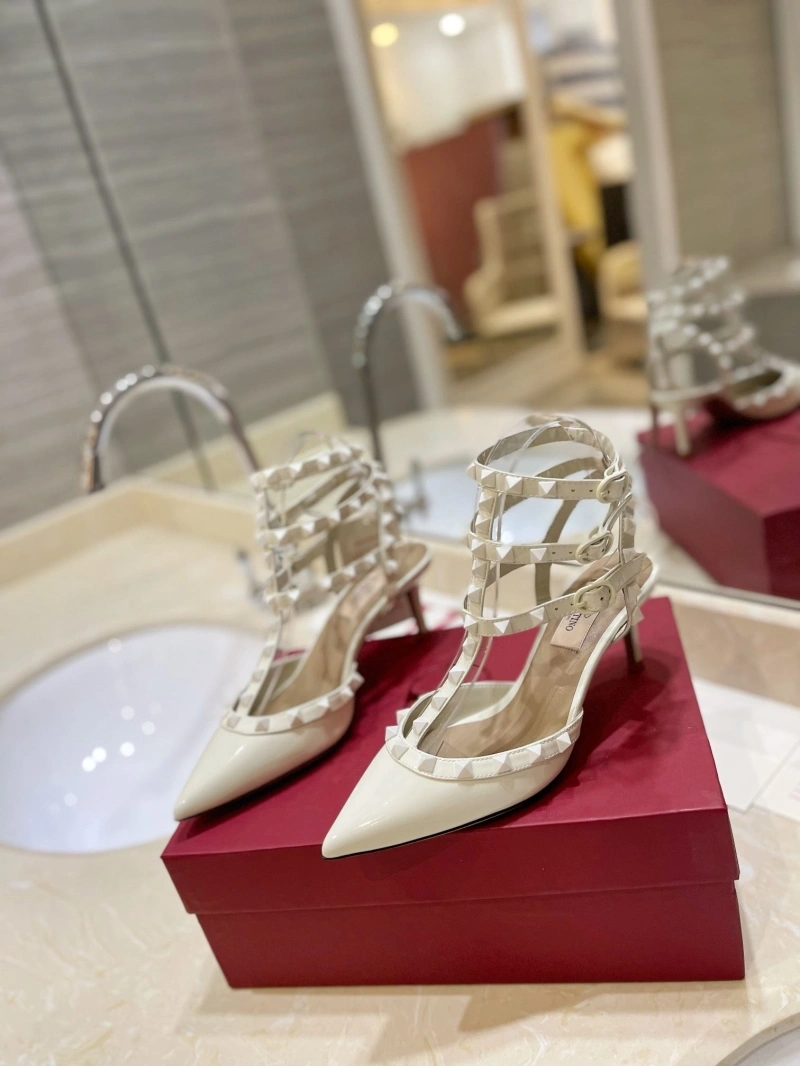 ModernLook Vxlxntino High Heels 232788