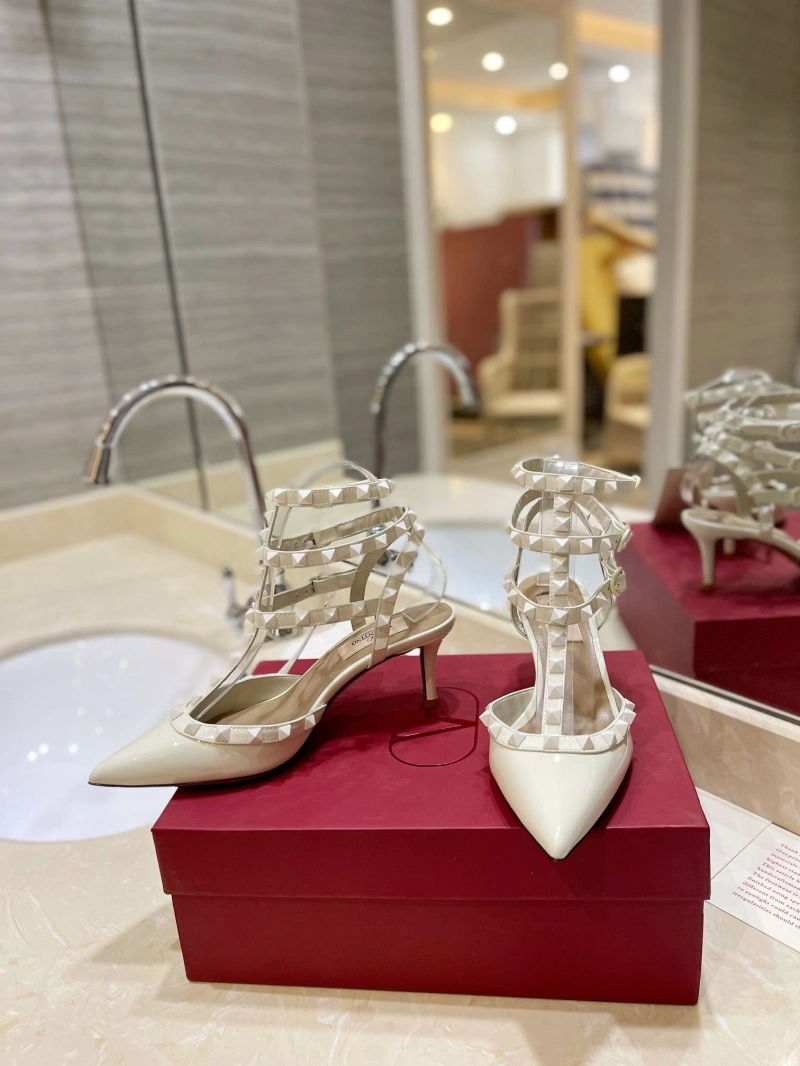 ModernLook Vxlxntino High Heels 232788