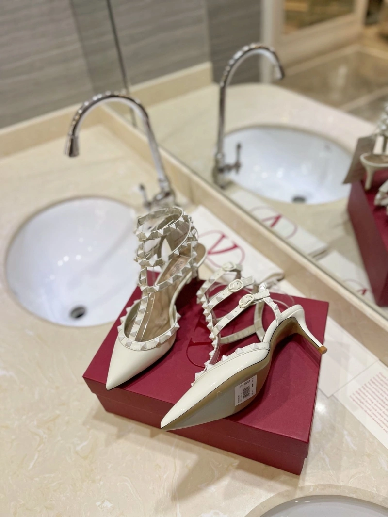 ModernLook Vxlxntino High Heels 232788