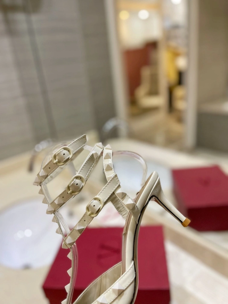 ModernLook Vxlxntino High Heels 232788