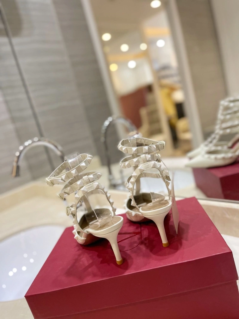 ModernLook Vxlxntino High Heels 232788