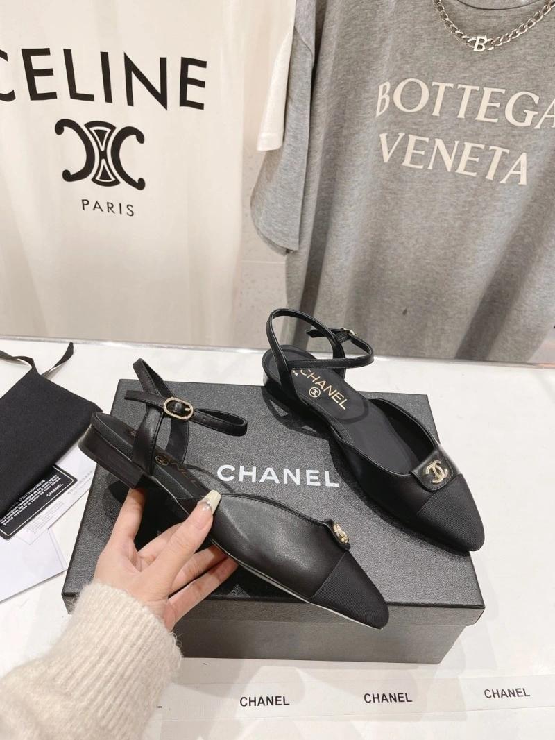 Trendsetting Chxnxl High Heels 133024