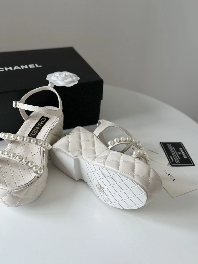 AllSeason Chxnxl Sandals 132798