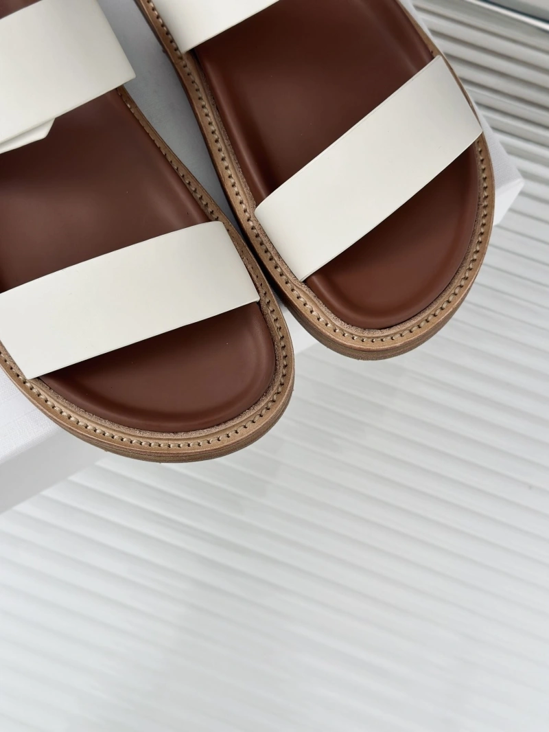 Trendy Cxlxne Slippers 116853