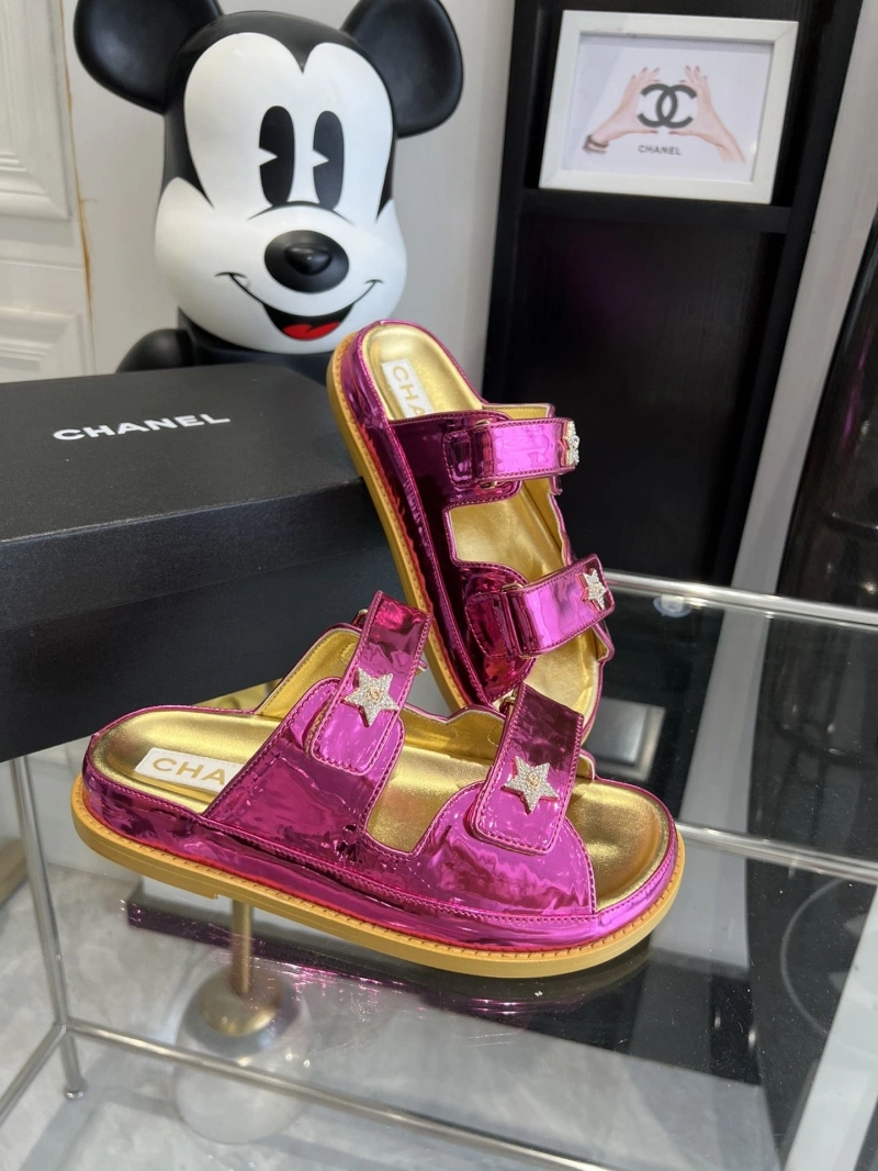 EyeCatching Chxnxl Sandals 132782