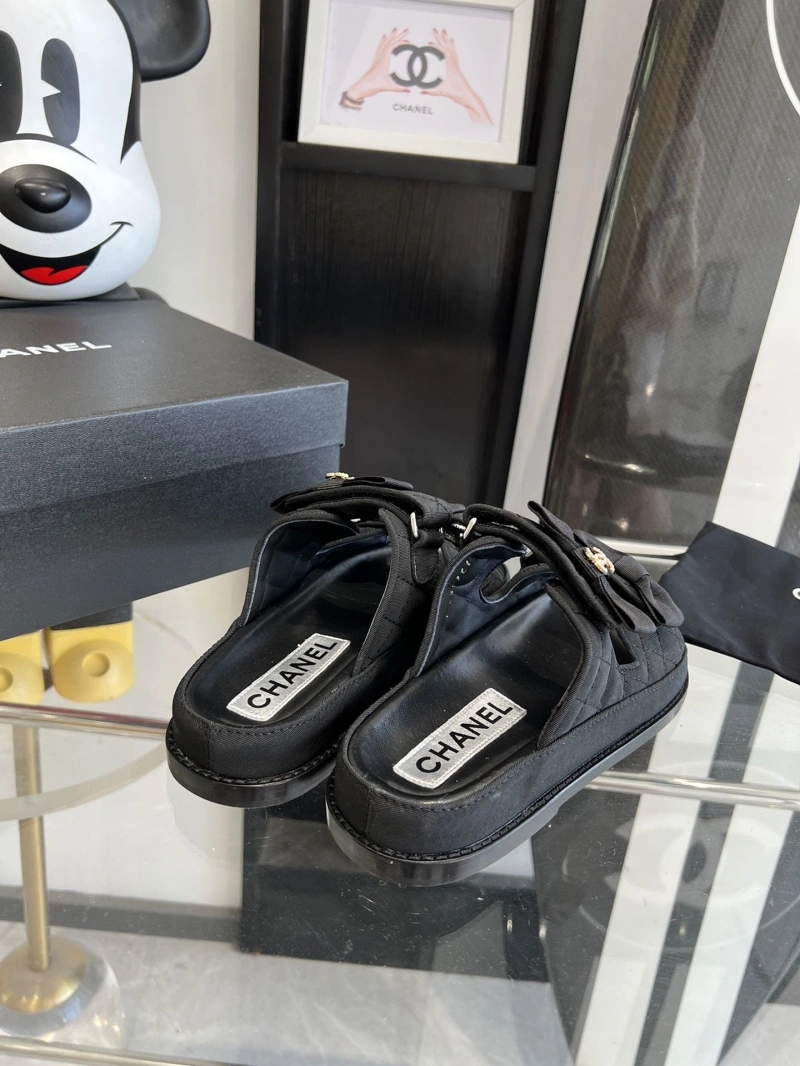 Chxnxl Slippers WellDesigned 132581
