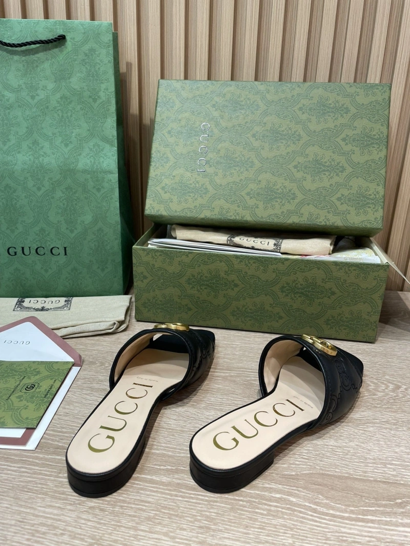 Fashionable Gxccx Slippers 165411