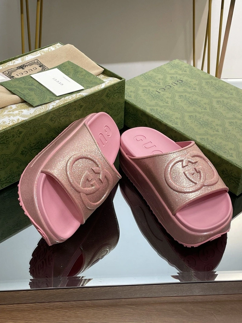 Fashionable Gxccx Slippers 165463