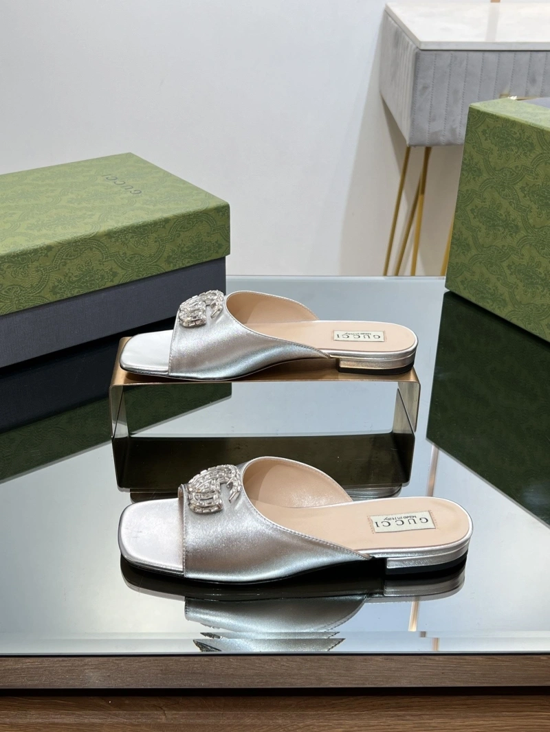 Minimalist Gxccx Slippers 165434