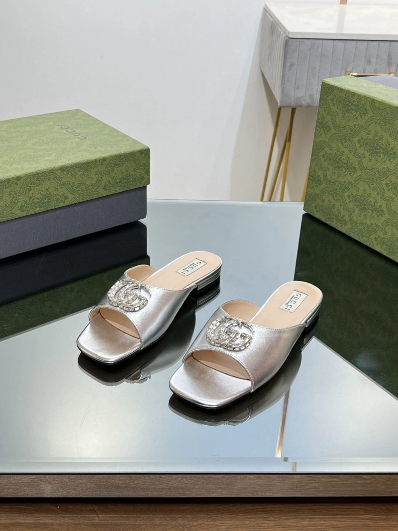 Minimalist Gxccx Slippers 165434