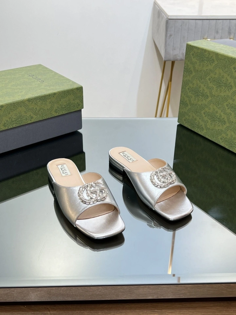 Minimalist Gxccx Slippers 165434