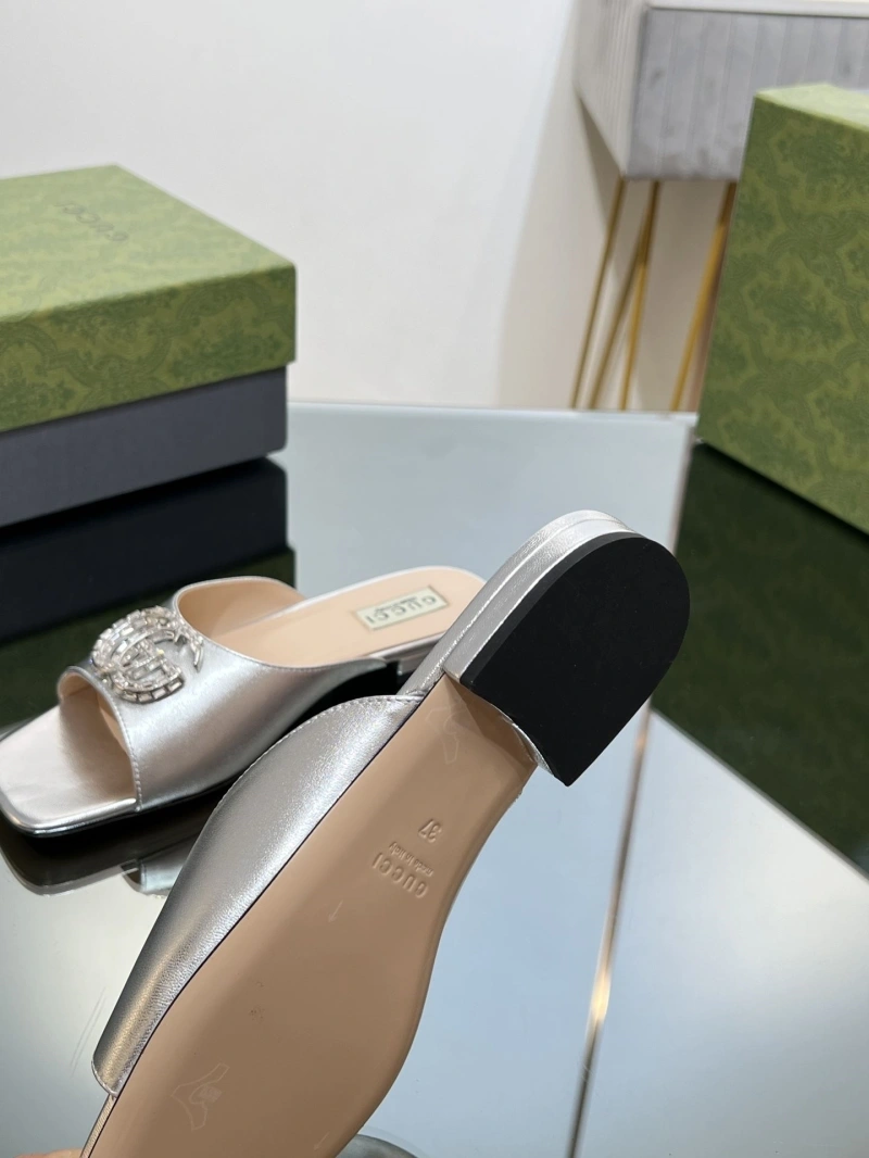 Minimalist Gxccx Slippers 165434