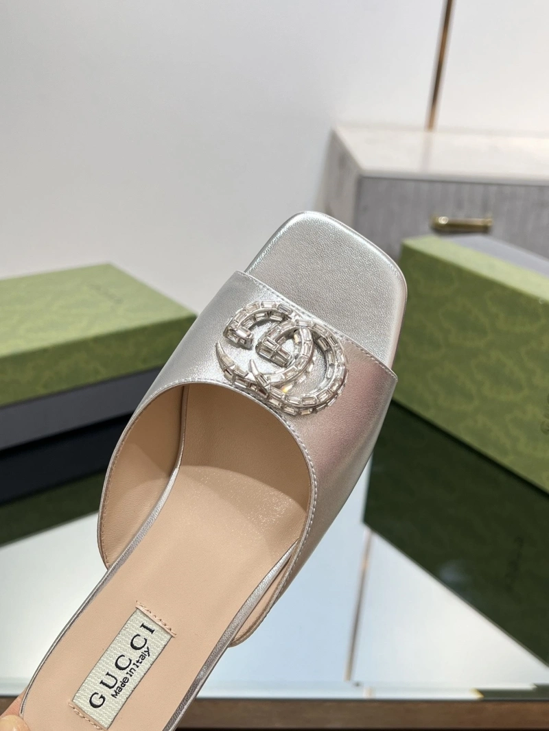 Minimalist Gxccx Slippers 165434