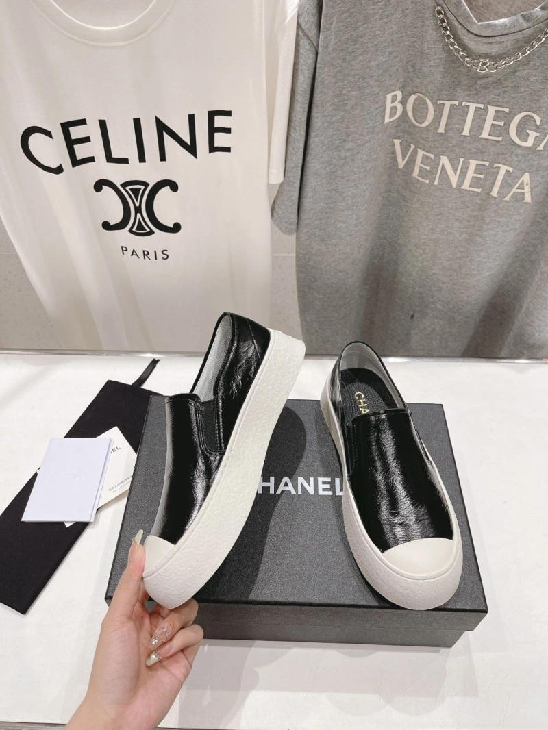 WellDesigned Chxnxl Casual Shoes 133253