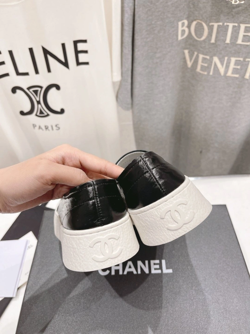 WellDesigned Chxnxl Casual Shoes 133253