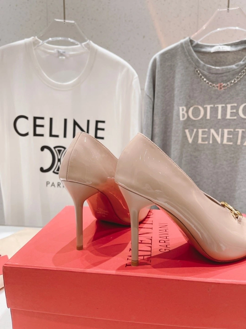 UrbanStyle Vxlxntino High Heels 232757