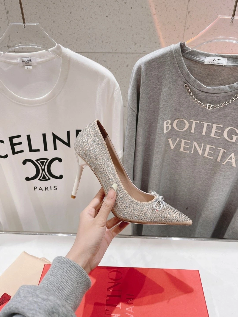 ModernLook Vxlxntino High Heels 232735