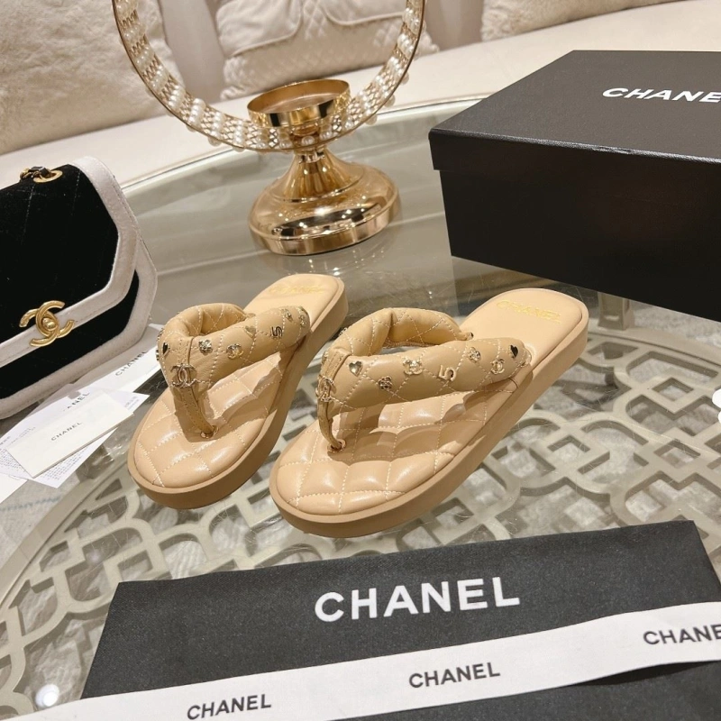 Chxnxl Slippers WellDesigned 132567