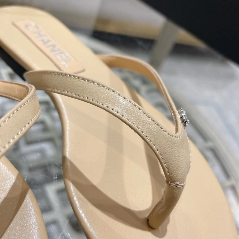 Cozy Chxnxl Slippers 132561
