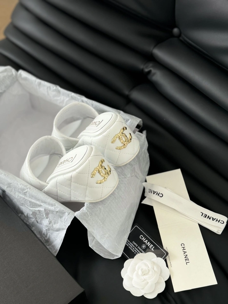 SportInspired Chxnxl Slippers 132564