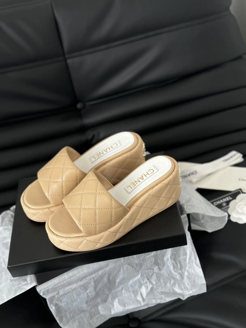 SportInspired Chxnxl Slippers 132557