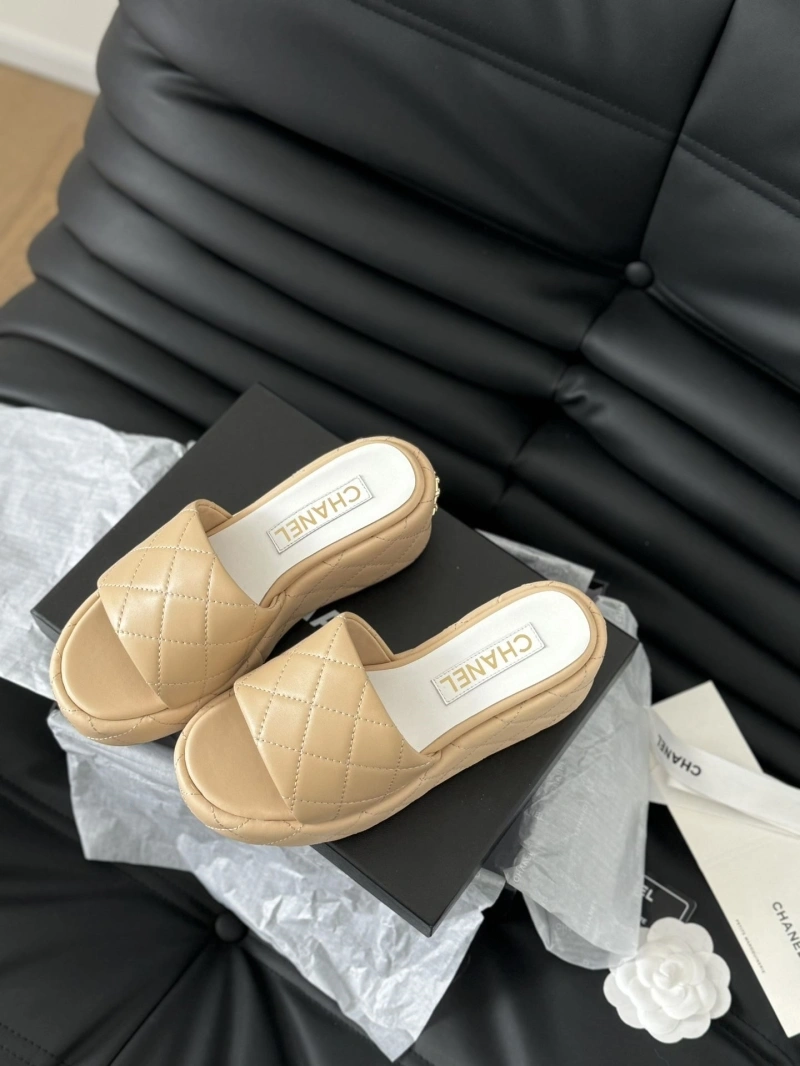 SportInspired Chxnxl Slippers 132557